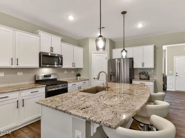 4813 Ozark St, Fuquay Varina, NC 27526
