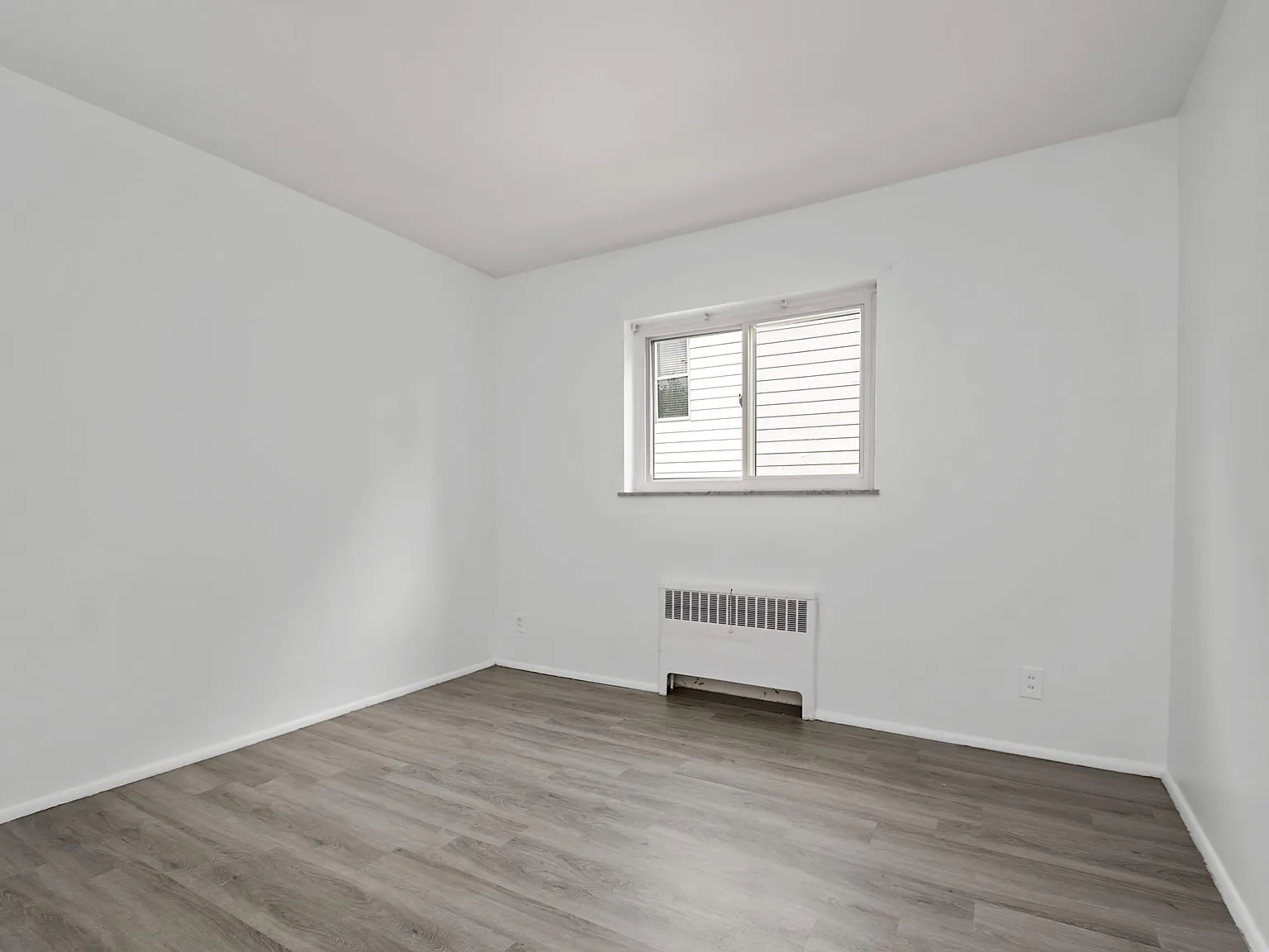 618 Probasco St — Photo 3