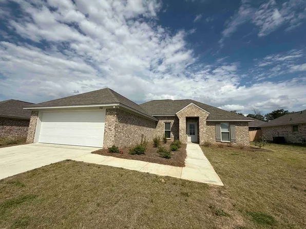 132 Madisonville Dr, Canton, MS 39046