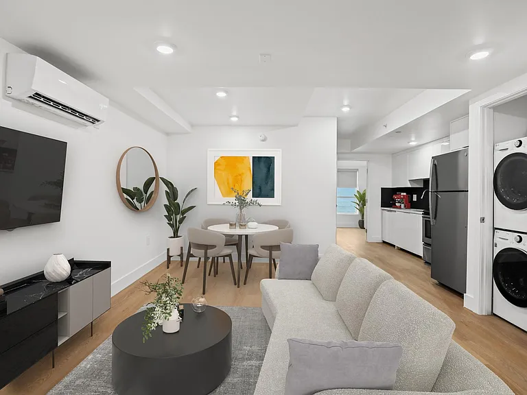 Western Lux — Photo 26