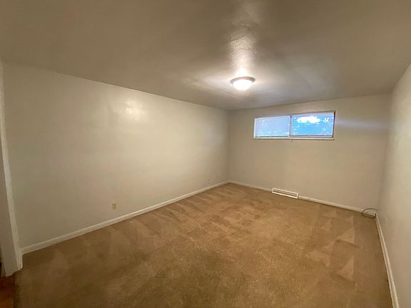 5th image of 239 E Oak Cliff Ct #7
