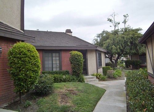 1st image of 14855 Brownstone Ln
