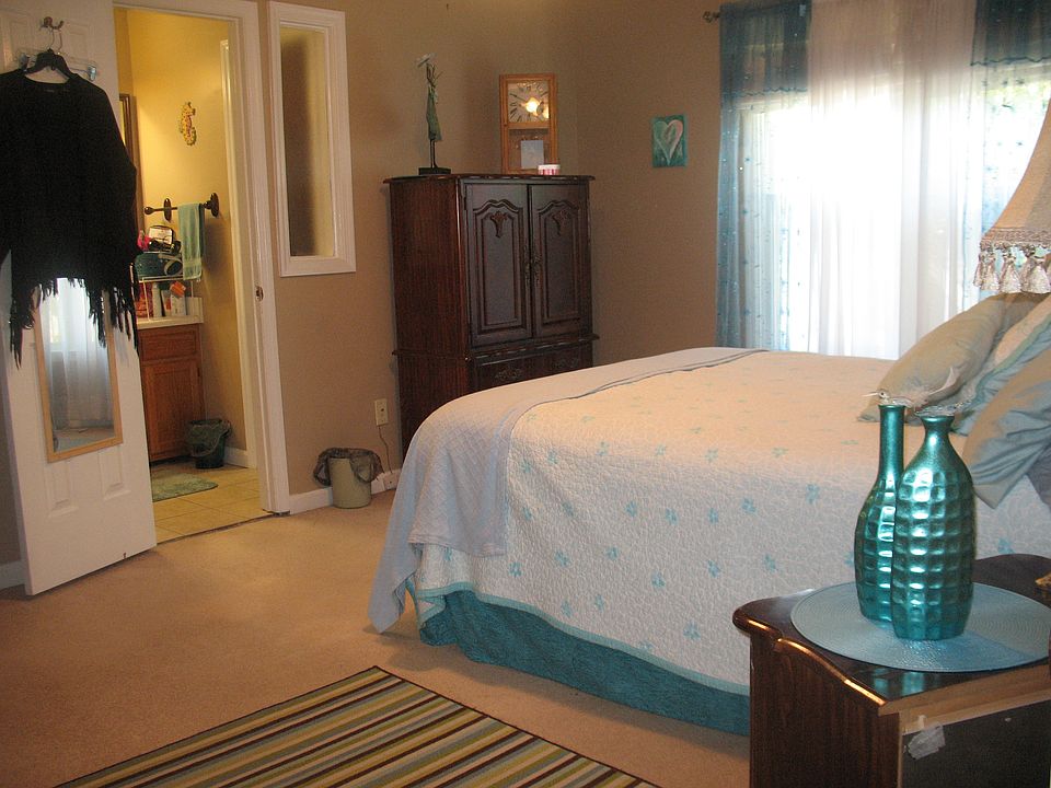 1st image of 3638 Hanover Dr