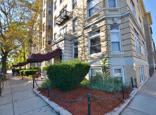 108 Peterborough St #11, Boston, MA 02215