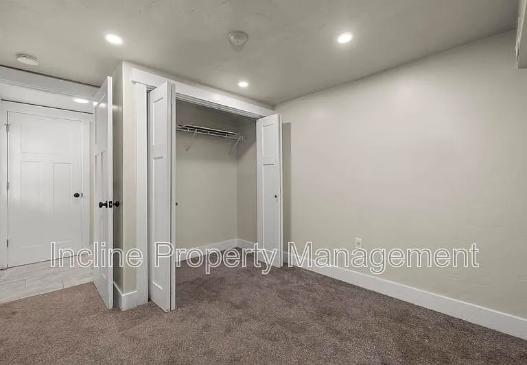 43 W 100 N — Photo 2