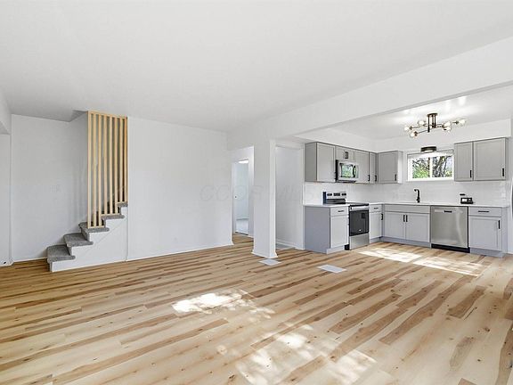 4th image of 228 S Ashburton Rd