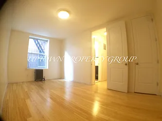 Rented by Uptown Property Group