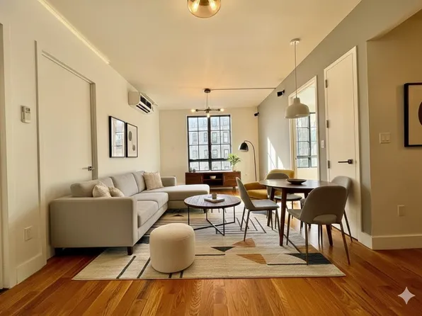 12 Ford Street image 1 of 25