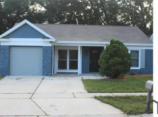 205 Regal Park Dr, Valrico, FL 33594