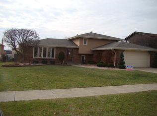 8043 Braeburn Ln, Orland Park, IL