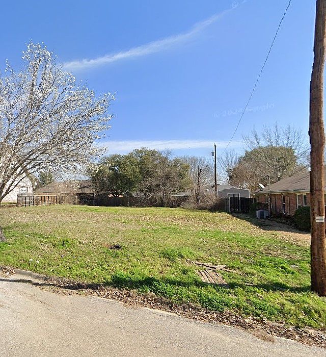 1st image of 1730 Clearbrook Ln