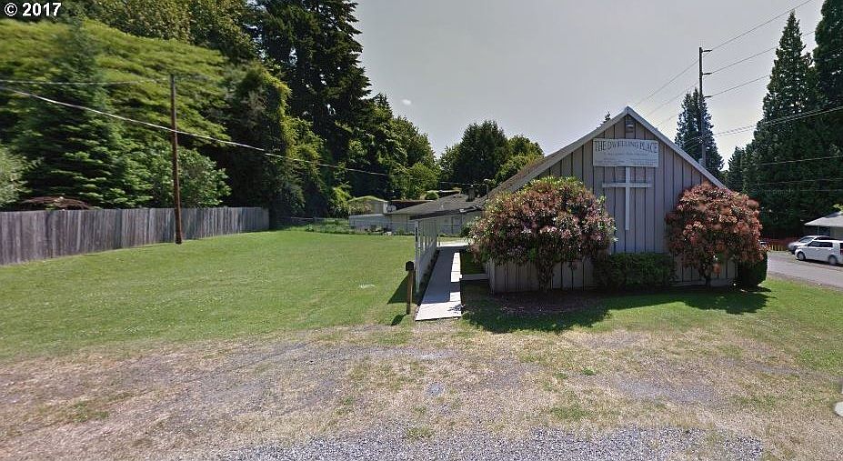 2nd image of 2906 SE Roswell St