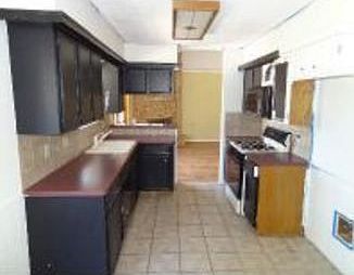 4th image of 1507 Wildgrove Dr