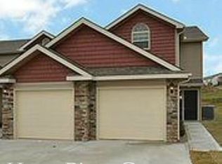 8324 N Spruce Ave, Kansas City, MO 64119