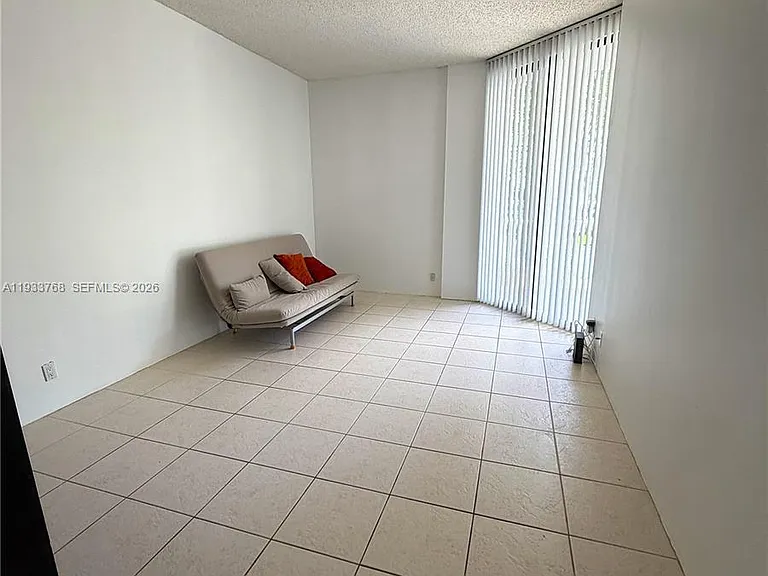 3640 Yacht Club Dr #104 — Photo 8