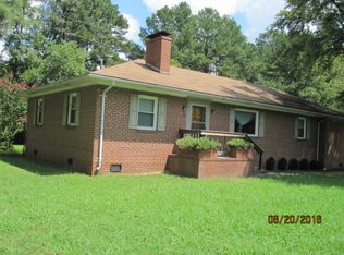 1073 Pleasant Shade Dr, Emporia, VA 23847