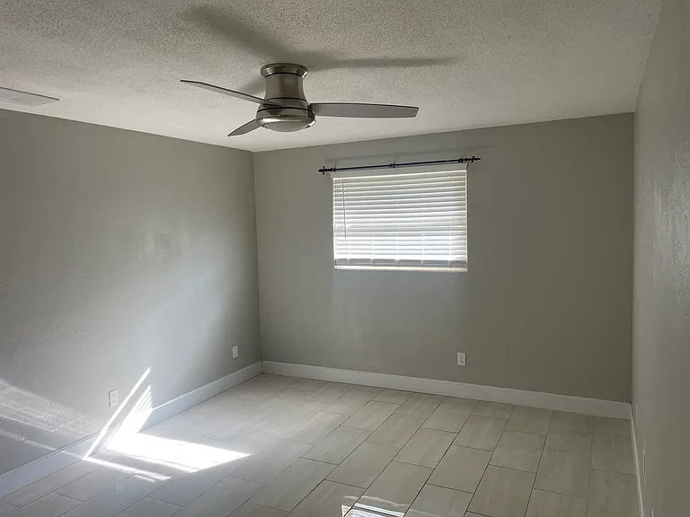 935 N Peninsula Dr #2 — Photo 8
