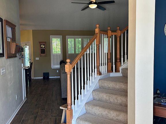 View entering front door.