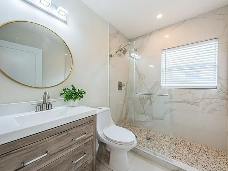 2906 W Nassau St — Photo 12