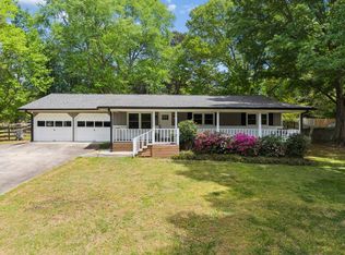 1811 Old Lost Mountain Rd, Powder Springs, GA 30127