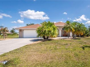 27479 Tierra Del Fuego Cir, Punta Gorda, FL 33983