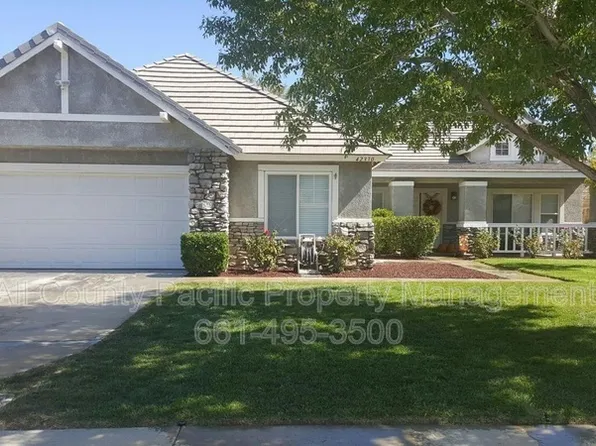 42330 Portland Ln, Quartz Hill, CA 93536