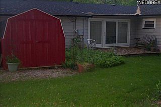 3rd image of 1482 Chapman Ave