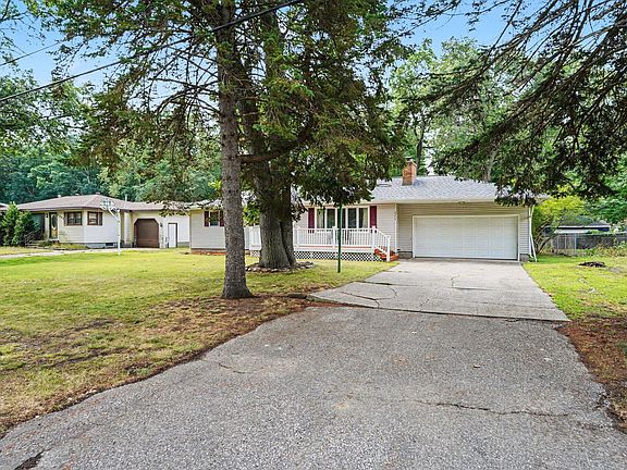 4th image of 2375 Southwood Ave
