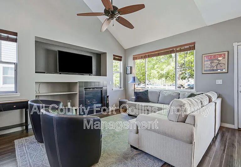 2333 Windrow Dr — Photo 4