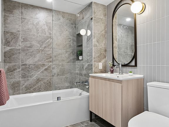 4th image of 240 Willoughby St #8P