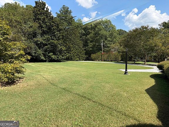4th image of 5 Plantation Cir