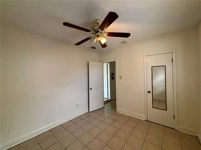 1145 Warren Dr — Photo 17