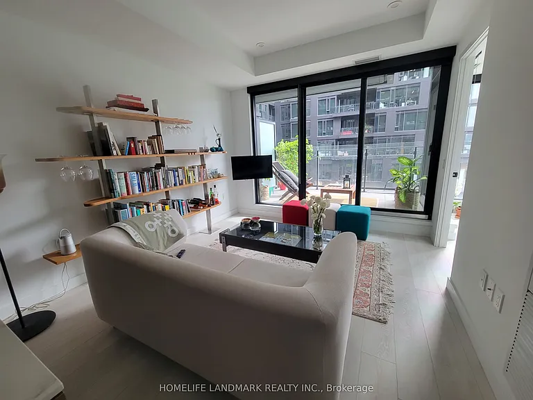 505 Richmond St W #504 — Photo 16