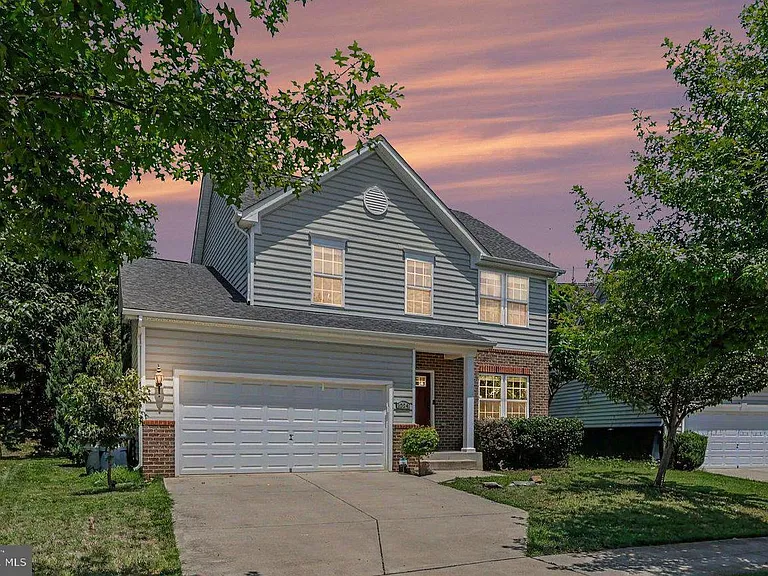1024 Cook Dr SE — Photo 1