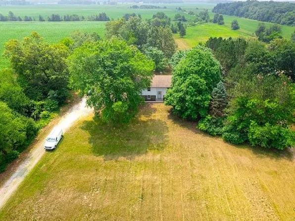 10471 W 1200 N, Demotte, IN 46310