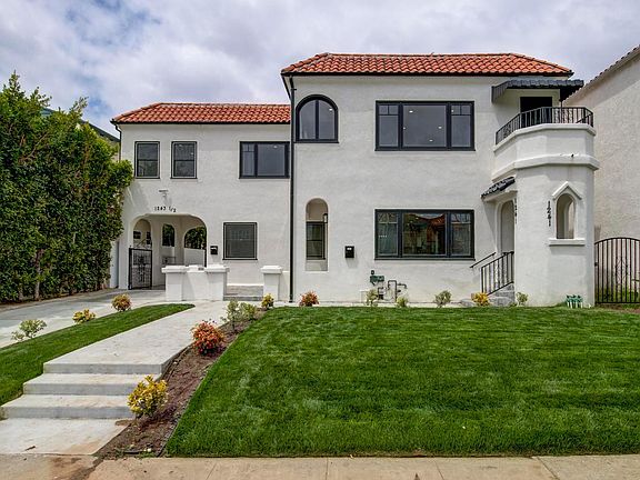 3rd image of 1243 1/2 Meadowbrook Ave