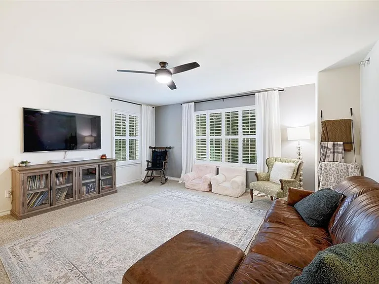 7721 Haggans Ln — Photo 20