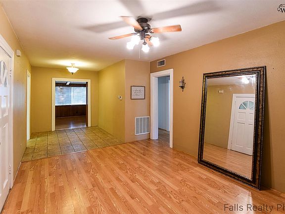 4th image of 3113 Sherwood Ln