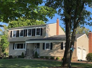 13 Phoenix Dr, Mendham, NJ 07945