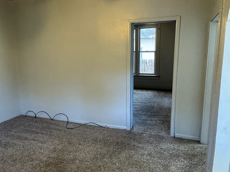 1820 Saint Clair Ave #A — Photo 18
