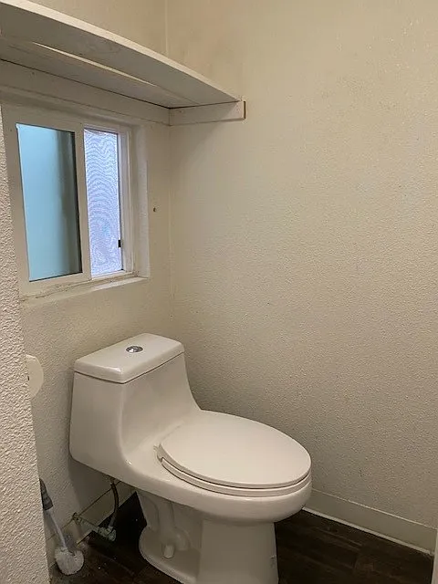 Studio, 375 sqft, $1,400 — Photo 2