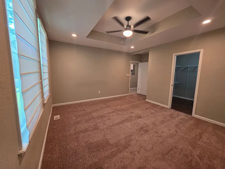 212 Elm Ave — Photo 16