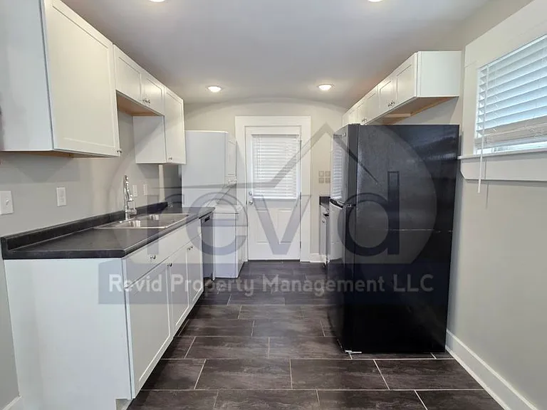 3523 Barwood Cir. — Photo 11