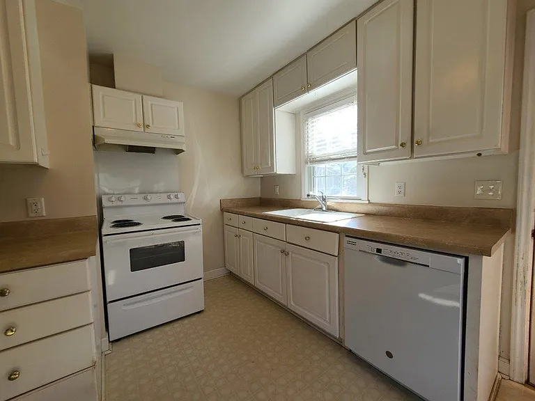 229 Urban Dr — Photo 7