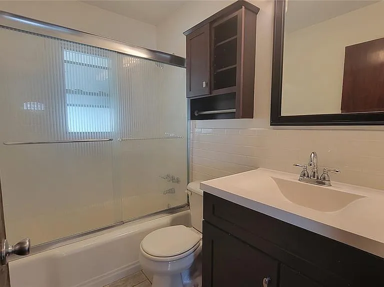6320 Arthur Ave — Photo 7