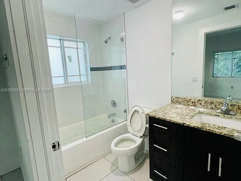 106 SE 9th Ct #201 — Photo 13
