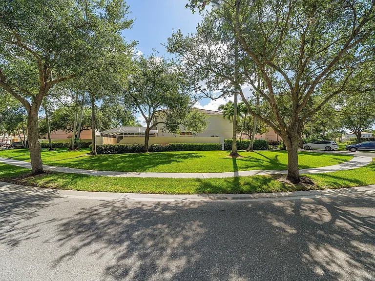 2117 Tigris Dr — Photo 39