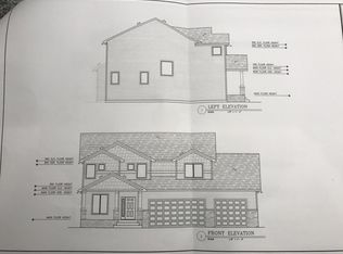 4296 Crystal Dr, Grand Forks, ND 58201