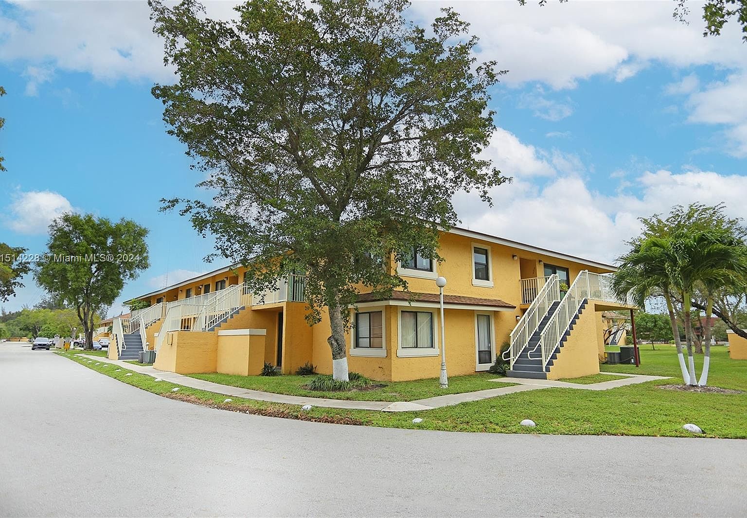 550 NW 214th St APT 204, Miami Gardens, FL 33169 Zillow