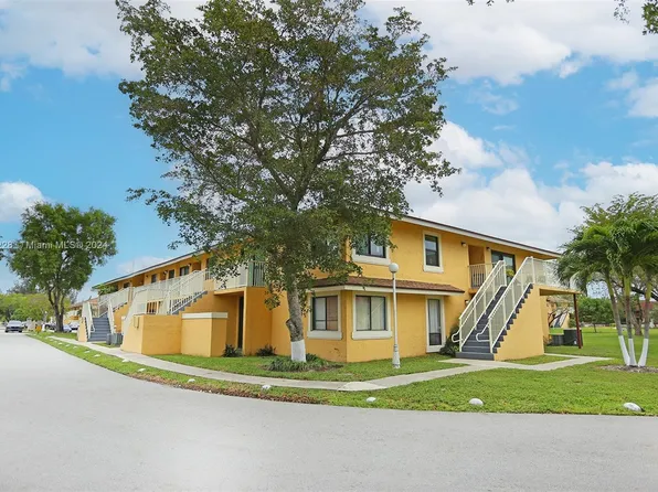 550 NW 214th St APT 204, Miami Gardens, FL 33169